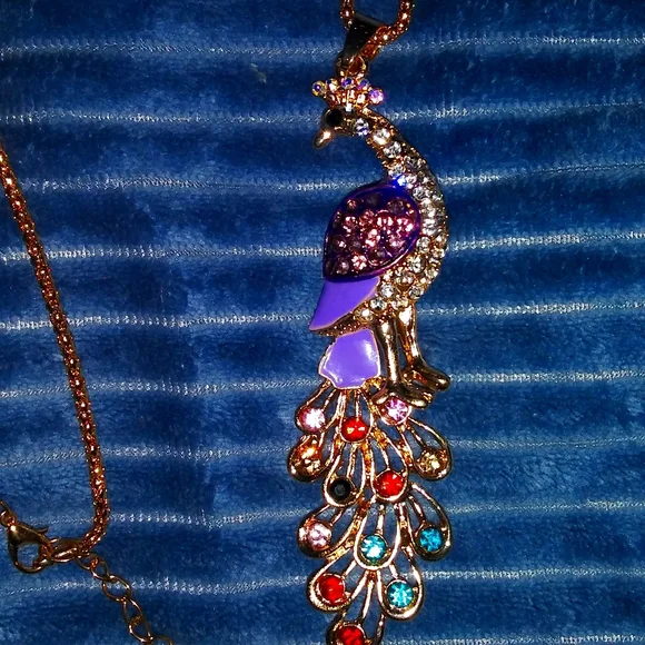 NEW Betsey Johnson peacock necklace - Picture 1 of 4